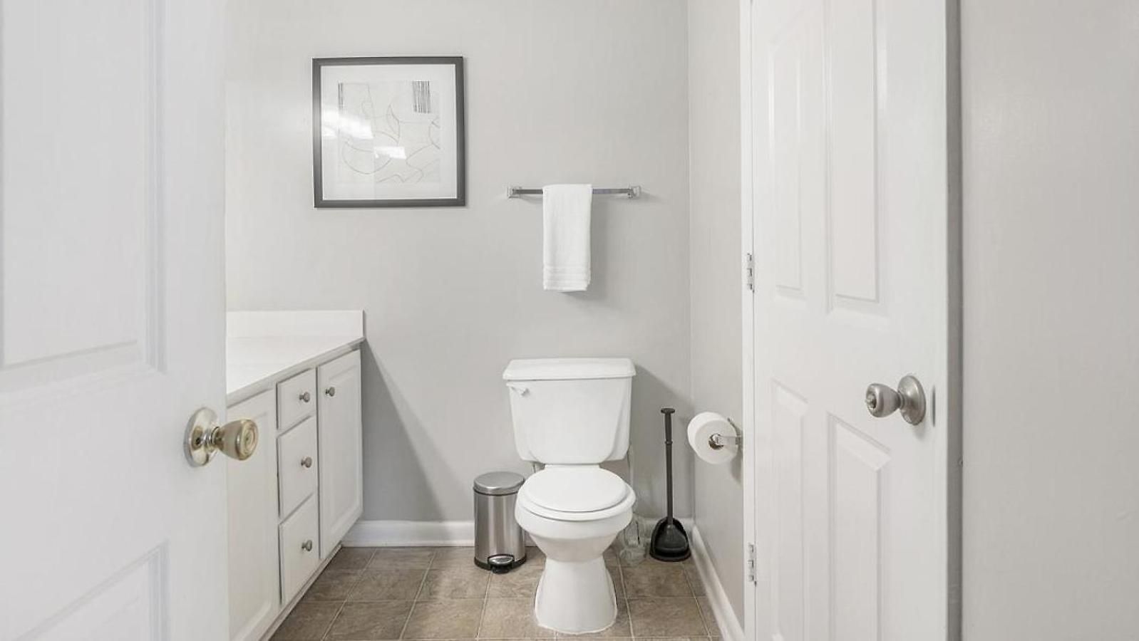 Landing Modern With Amazing Amenities Apartment *