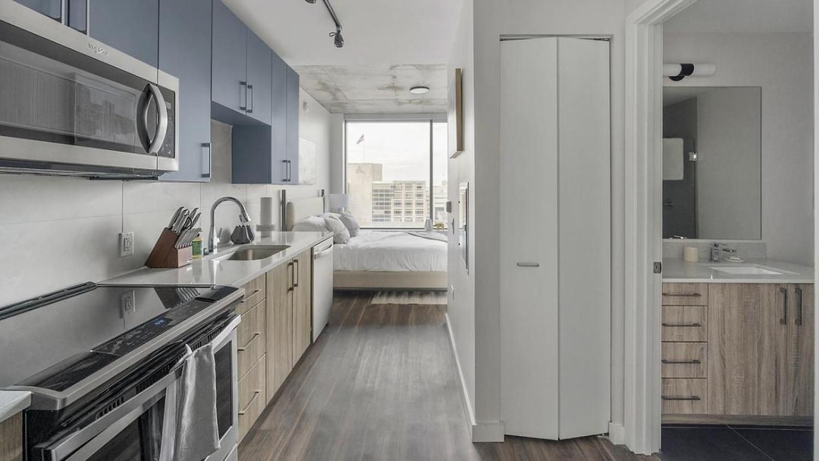 Landing Modern With Amazing Amenities Apartment *