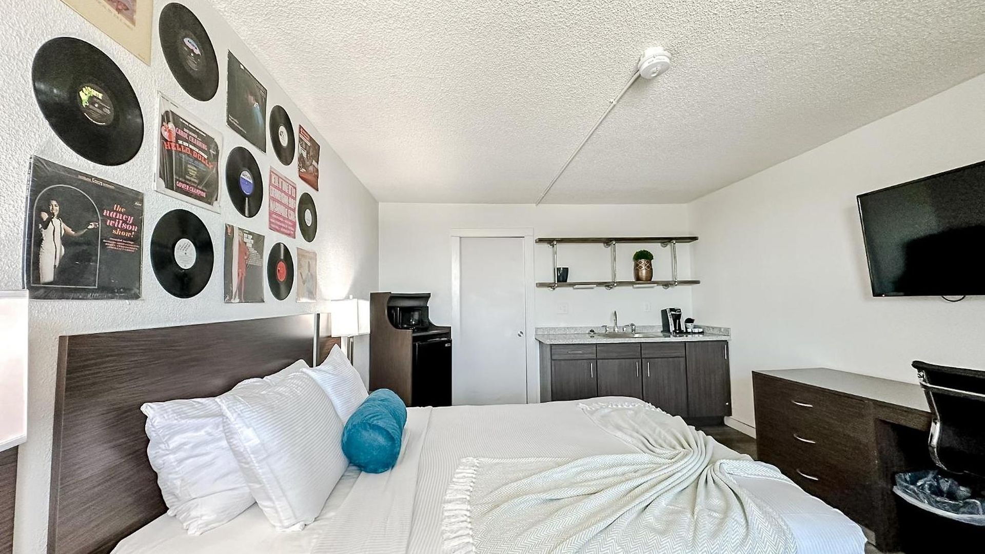 Sleepover Apartment *