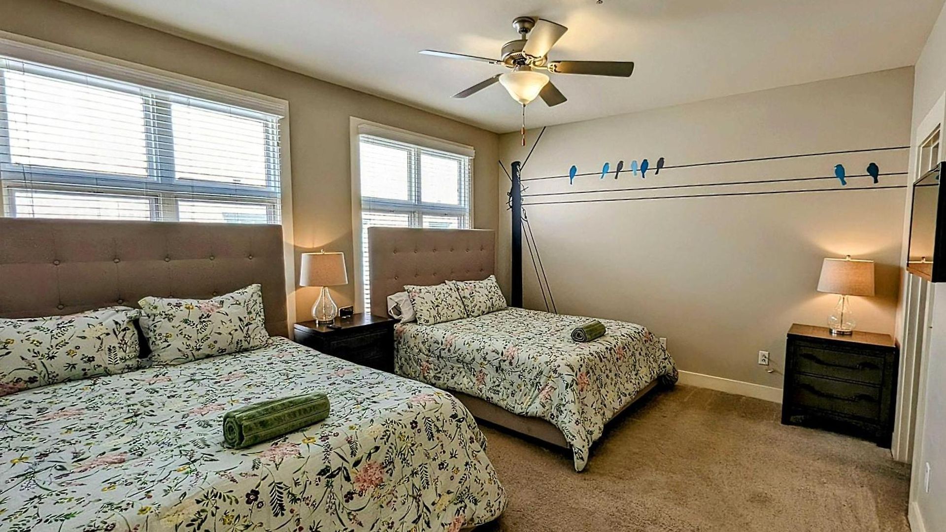 Apartment 3-story West End | Free Garage Parking | Near Vanderbilt Medical Nashville