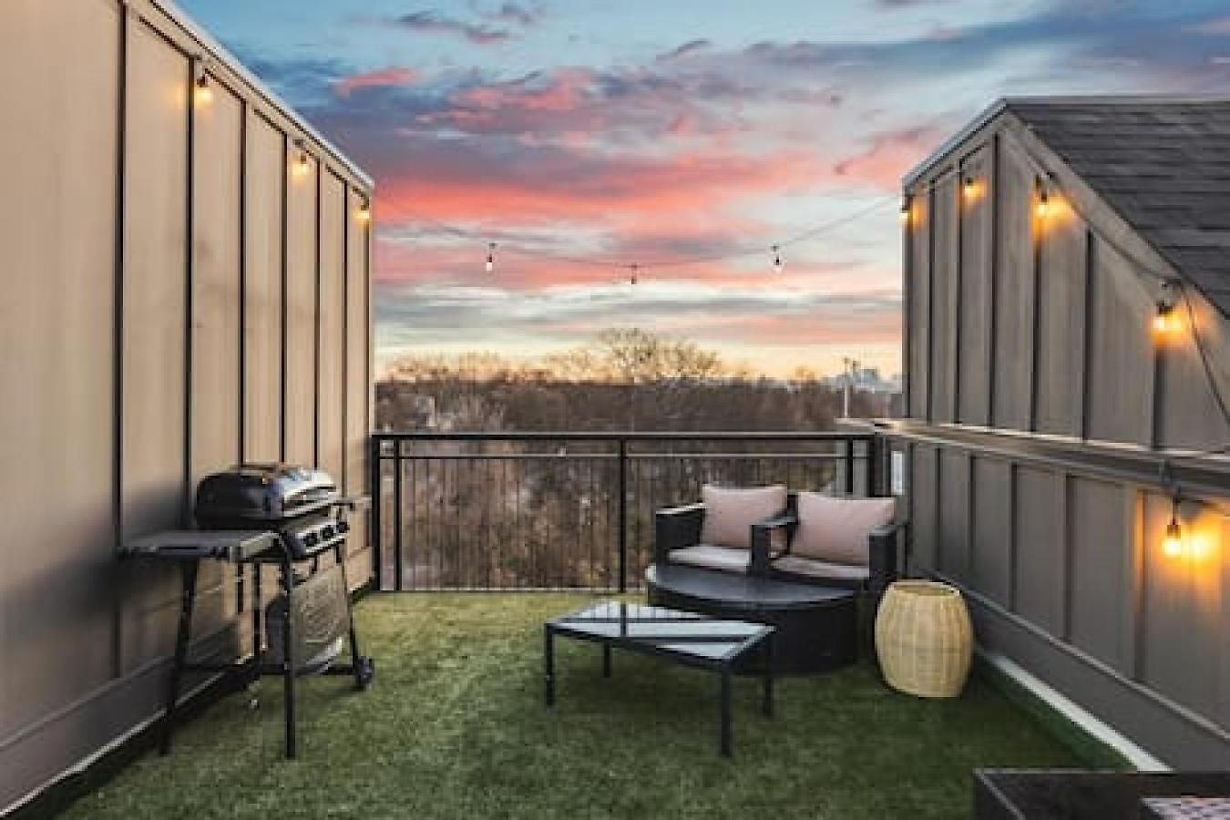 3 Miles To Broadway -garage, Patio, Walk To Shops
