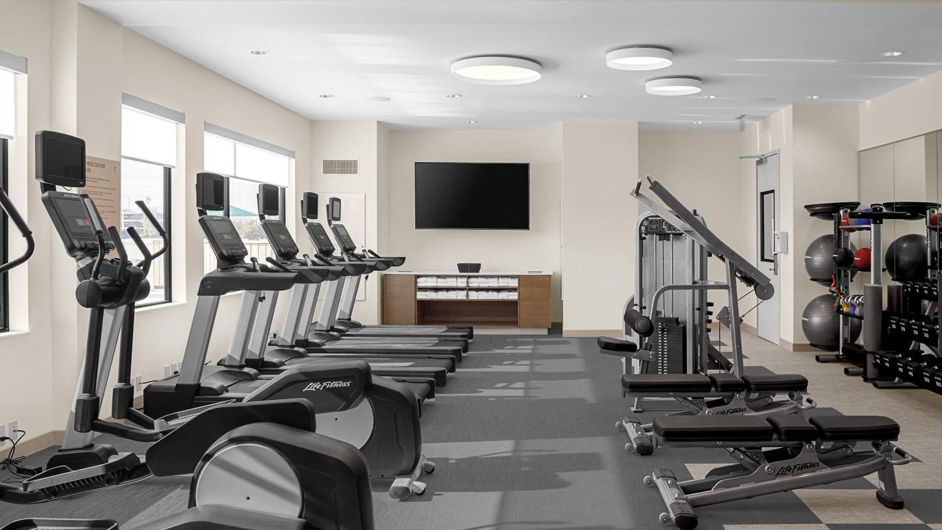 Element By Marriott Vanderbilt West End 3*