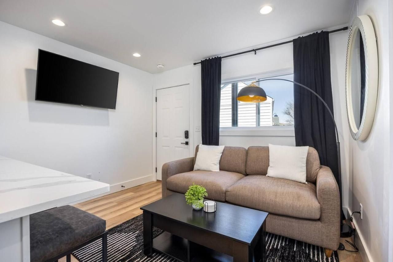 Stylish In Hillsboro Village By Vanderbilt And Belmont *