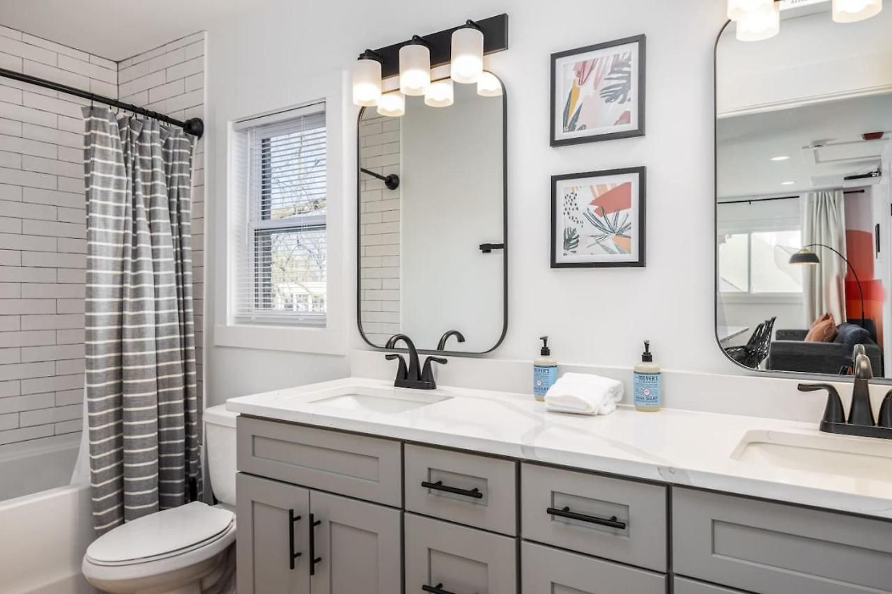 Apartment Walk To Hillsboro Village, Close To Vanderbilt, 3 Miles To Downtown