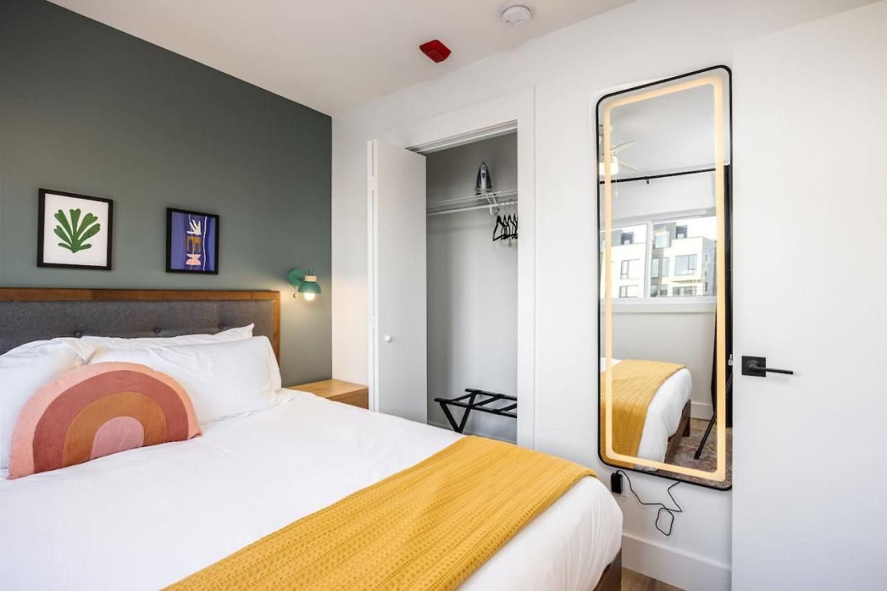 Walk To Hillsboro Village, Close To Vanderbilt, 3 Miles To Downtown *