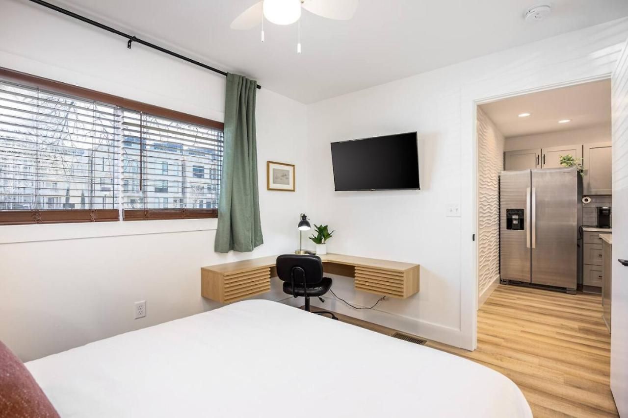 Bright By Vanderbilt And Belmont, 3 Miles To Downtown * Nashville