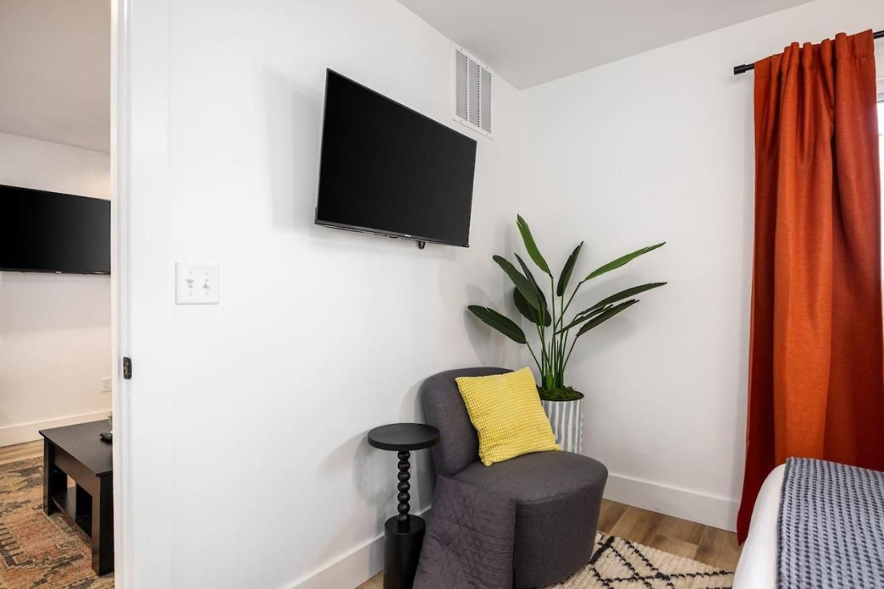 Bright By Vanderbilt And Belmont, 3 Miles To Downtown * Nashville