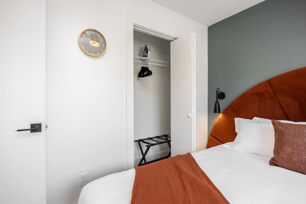 Retreat With Patio & Free Parking, By Vanderbilt Apartment *