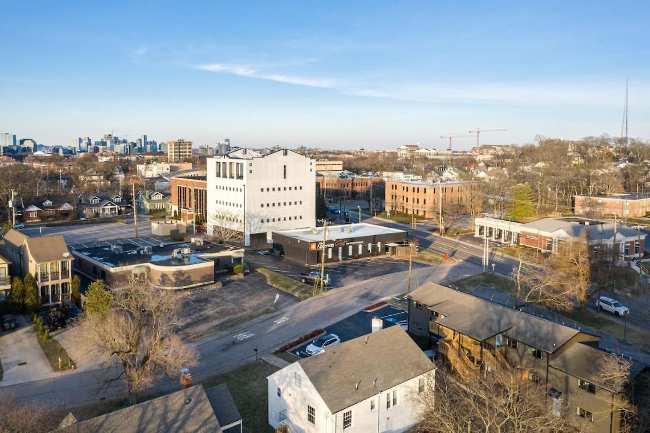 Apartment Retreat With Patio & Free Parking, By Vanderbilt Nashville