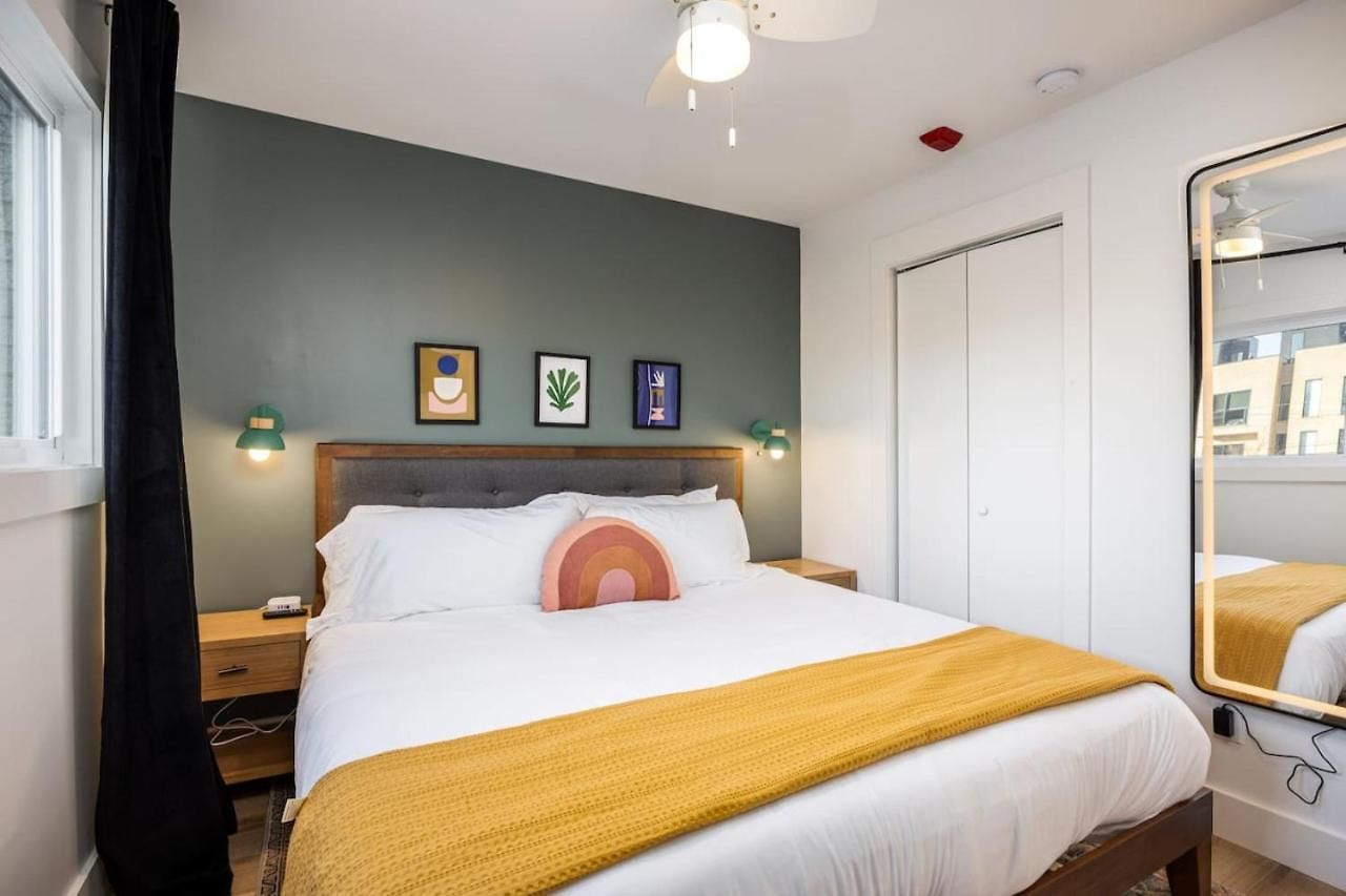 Walk To Hillsboro Village, Close To Vanderbilt, 3 Miles To Downtown Nashville