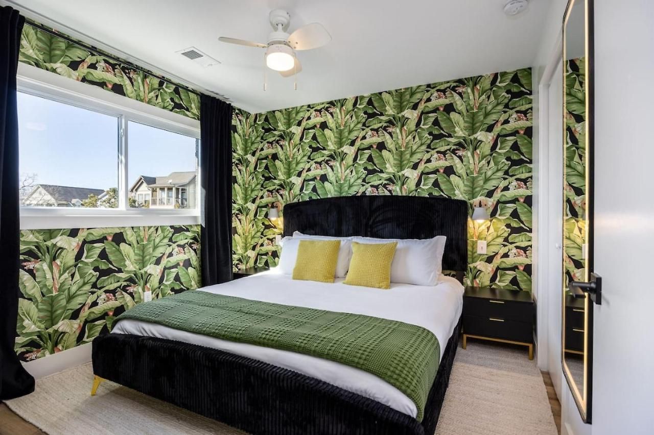Retreat With Patio & Free Parking, By Vanderbilt *