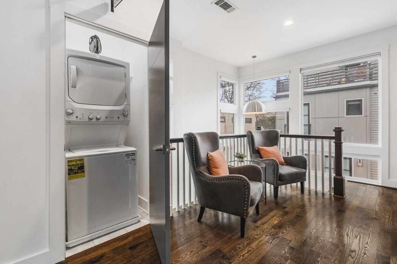 Belmont Retreat Walk To Restaurants, Coffee, 12 South Holiday home *