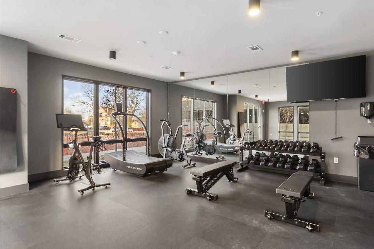 Luxury With Huge Patio, Near Vanderbilt & Downtown * Nashville