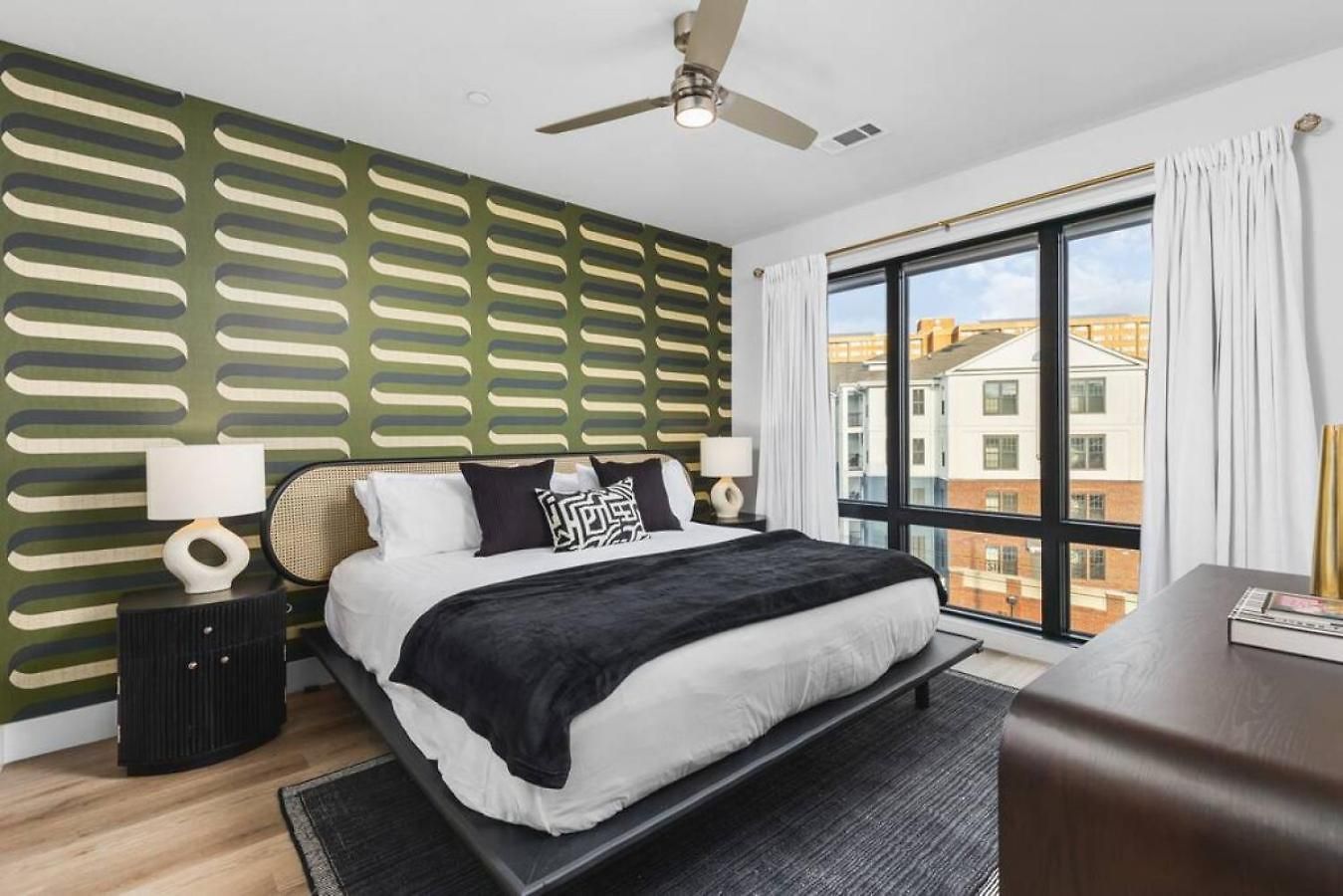 Luxury With Huge Patio, Near Vanderbilt & Downtown Apartment Nashville