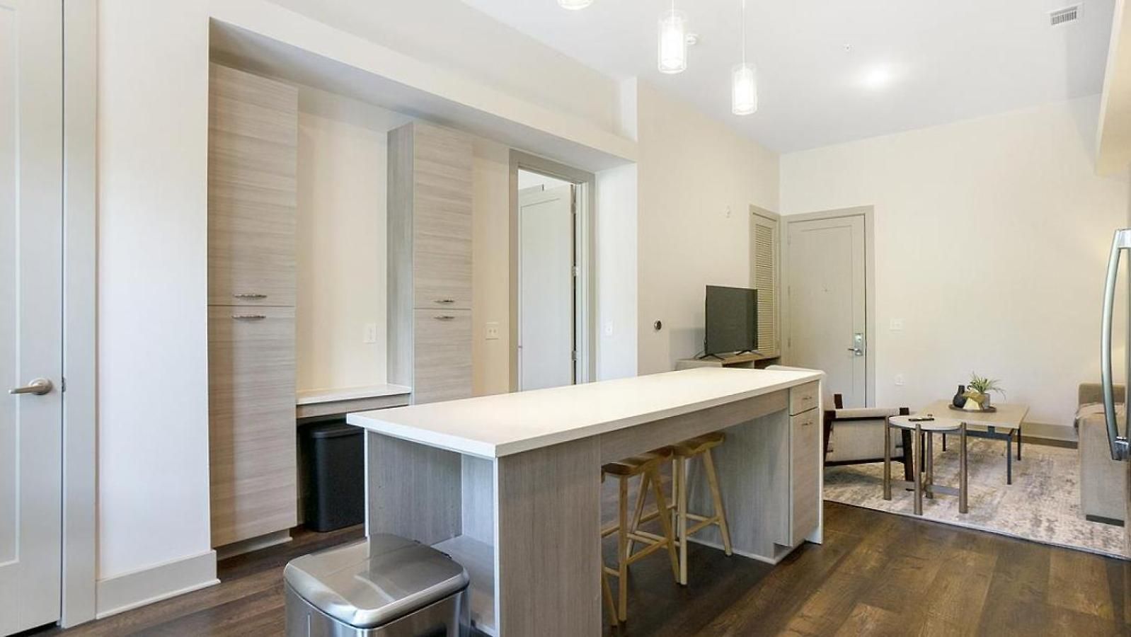 Landing Modern With Amazing Amenities