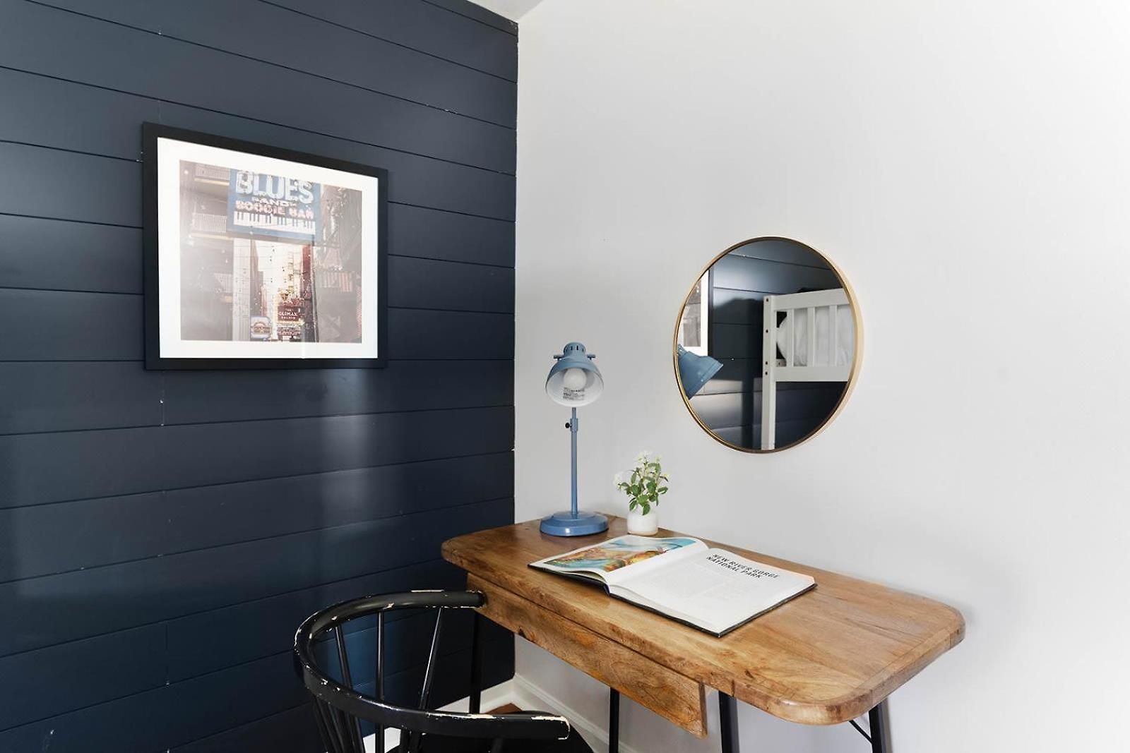 The Blue - 4 Beds And 7 Mins To Broadway! Apartment