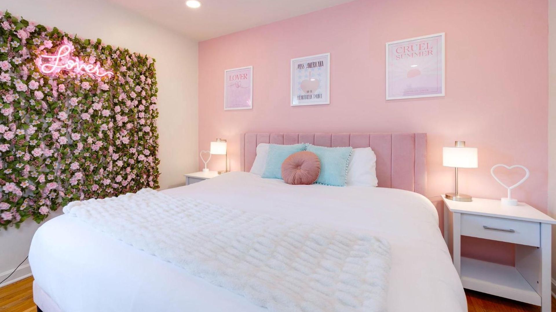 Holiday home Taylor Swift Eras Inspired Home-10 Min To Broadway *