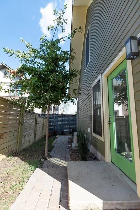 12 South Apartment