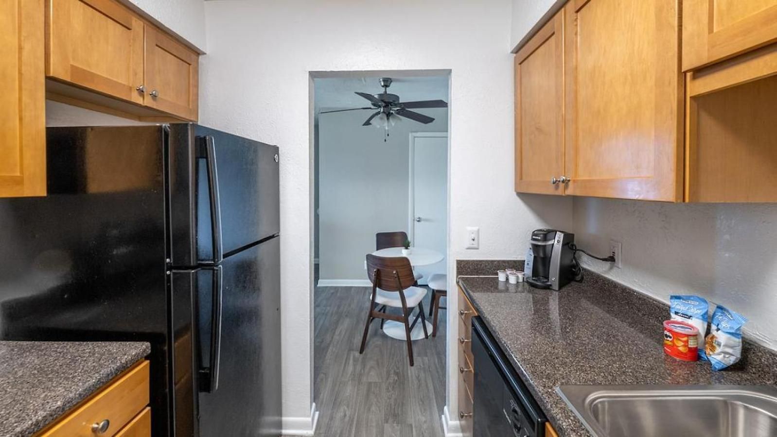 Landing Modern With Amazing Amenities Nashville