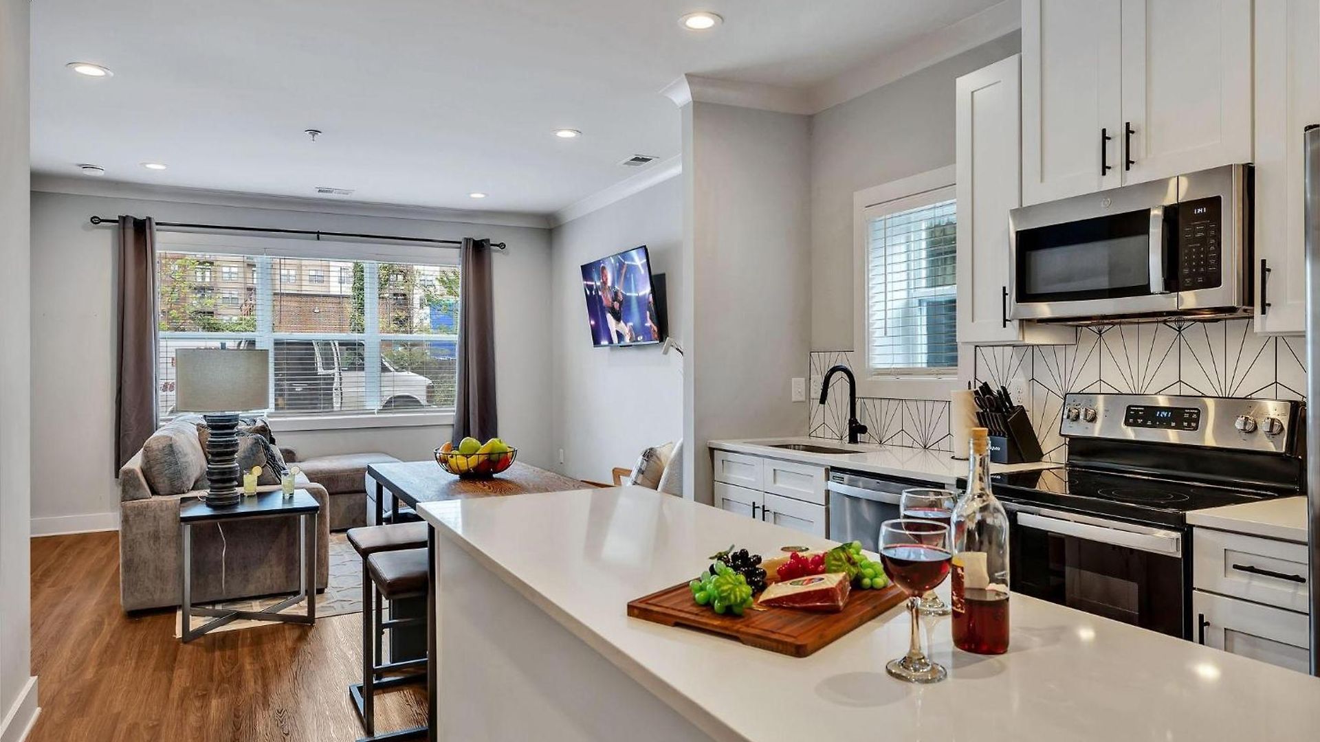 Melrose Mix - Rooftop Deck - 5 Mins To Broadway Holiday home *