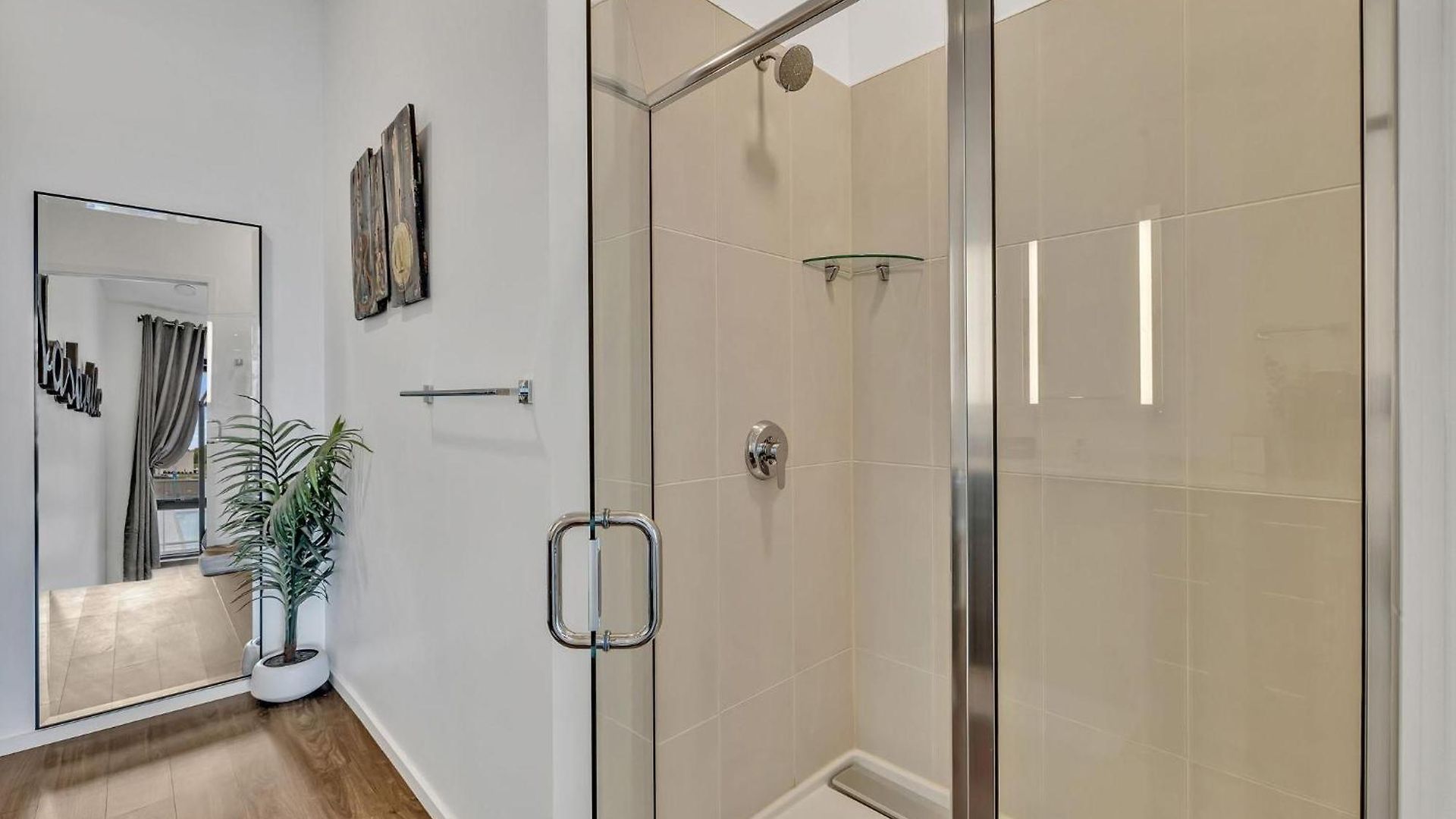 Holiday home - 920 South St Unit 210