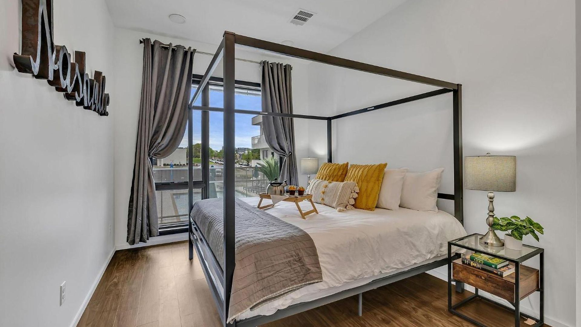 Holiday home - 920 South St Unit 210 *