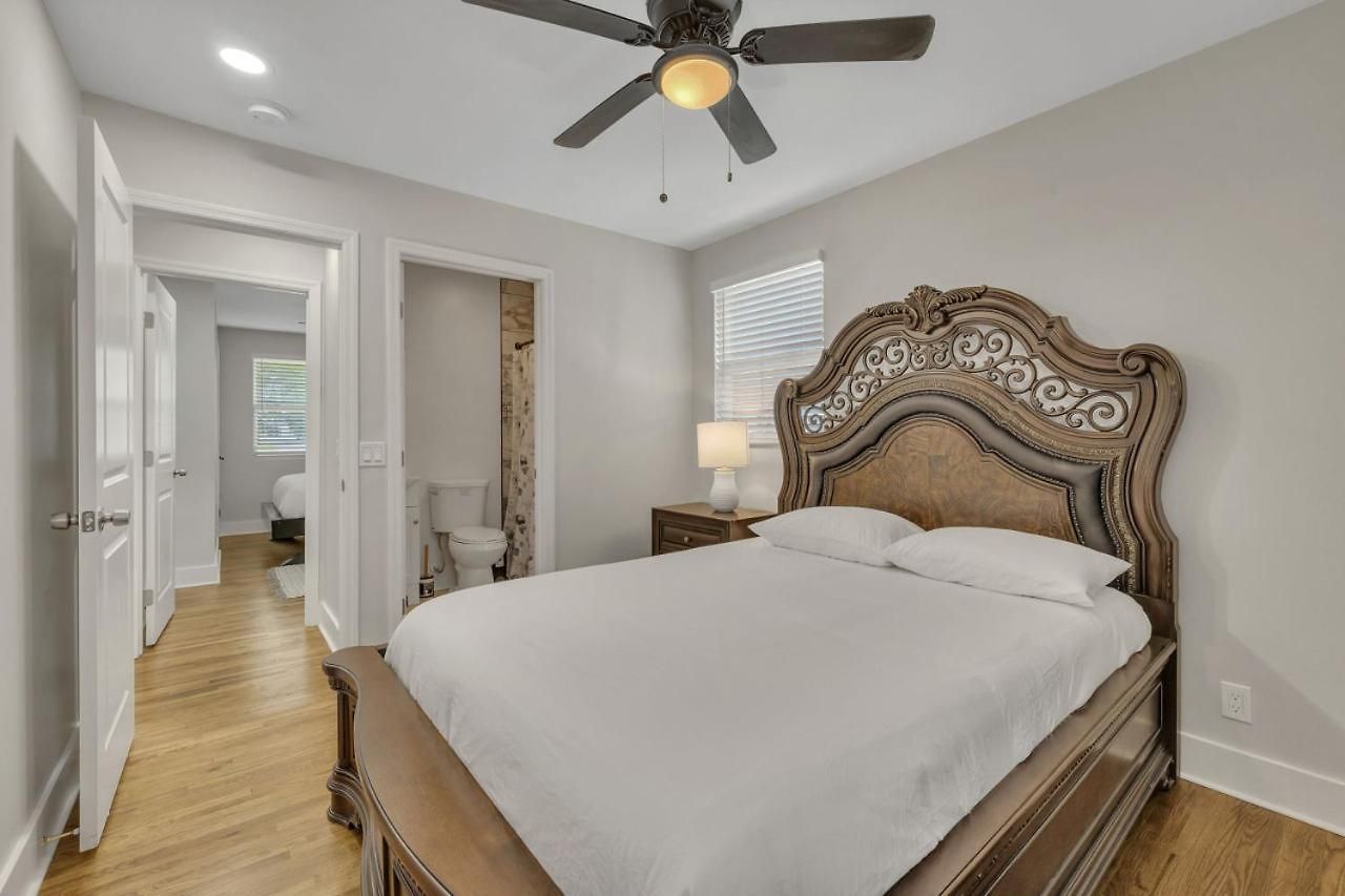 Single Story Pet Friendly Home, With Fenced Yard, Fire Pit, 5min To Downtown!! * Nashville