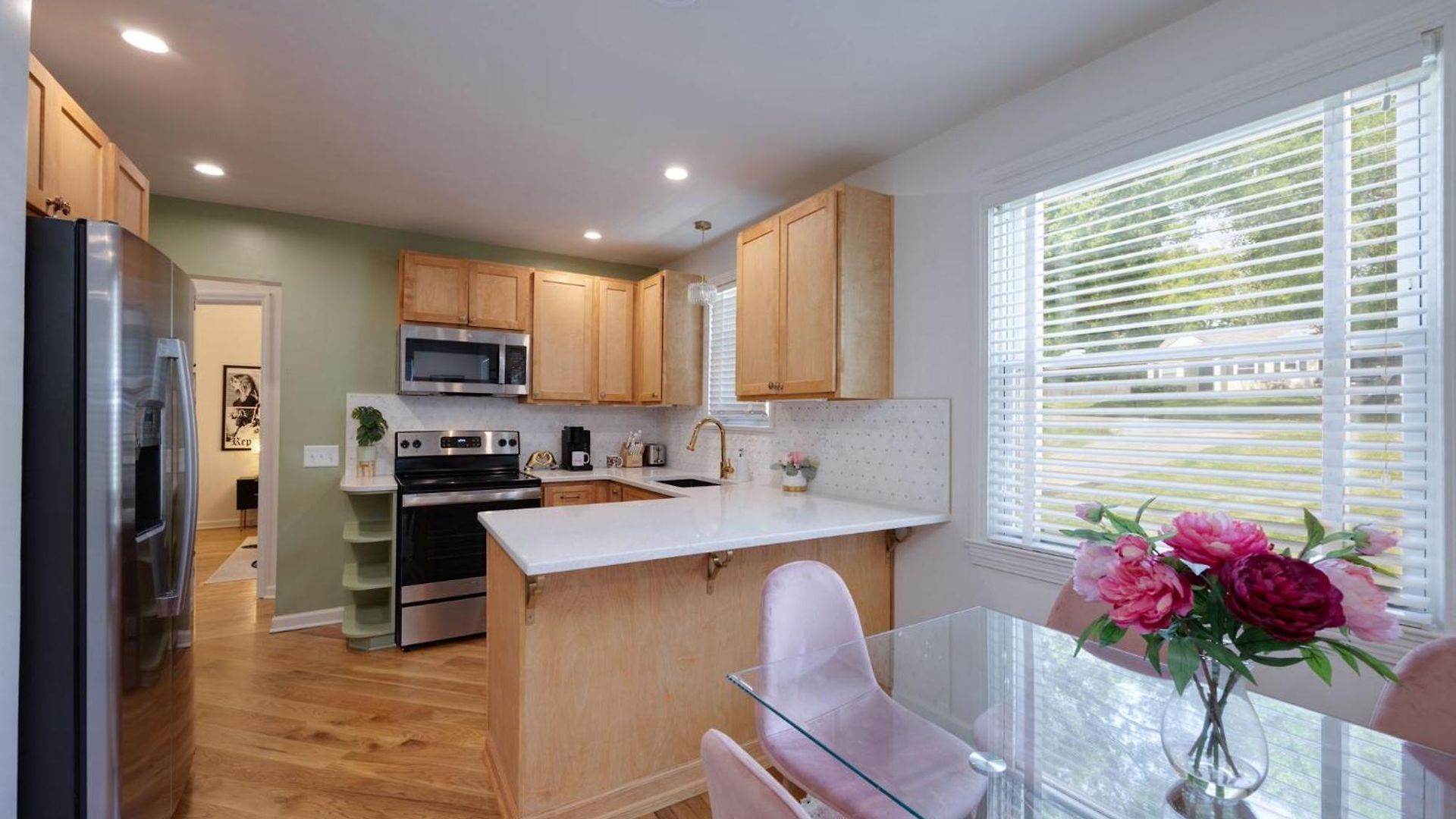 Taylor Swift Eras Inspired Home-10 Min To Broadway Holiday home *