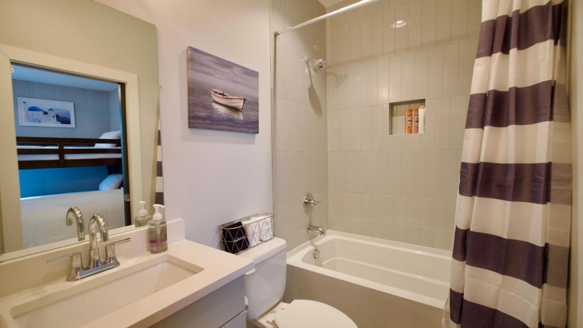 Luxury Townhome Skyline Views Mins To Dt Holiday home Nashville
