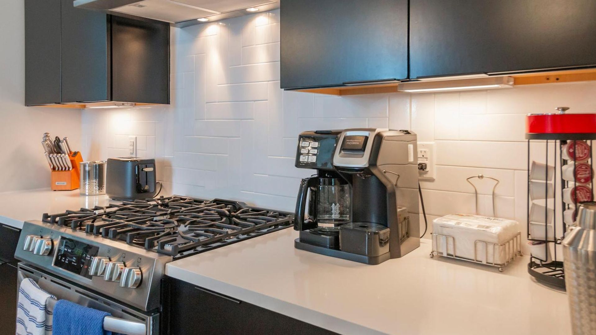 Holiday home Luxury Townhome Skyline Views Mins To Dt *