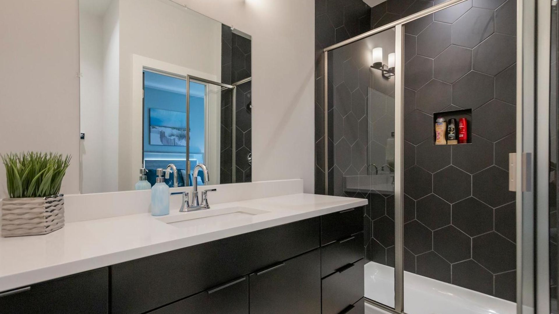 Luxury Townhome Skyline Views Mins To Dt Nashville