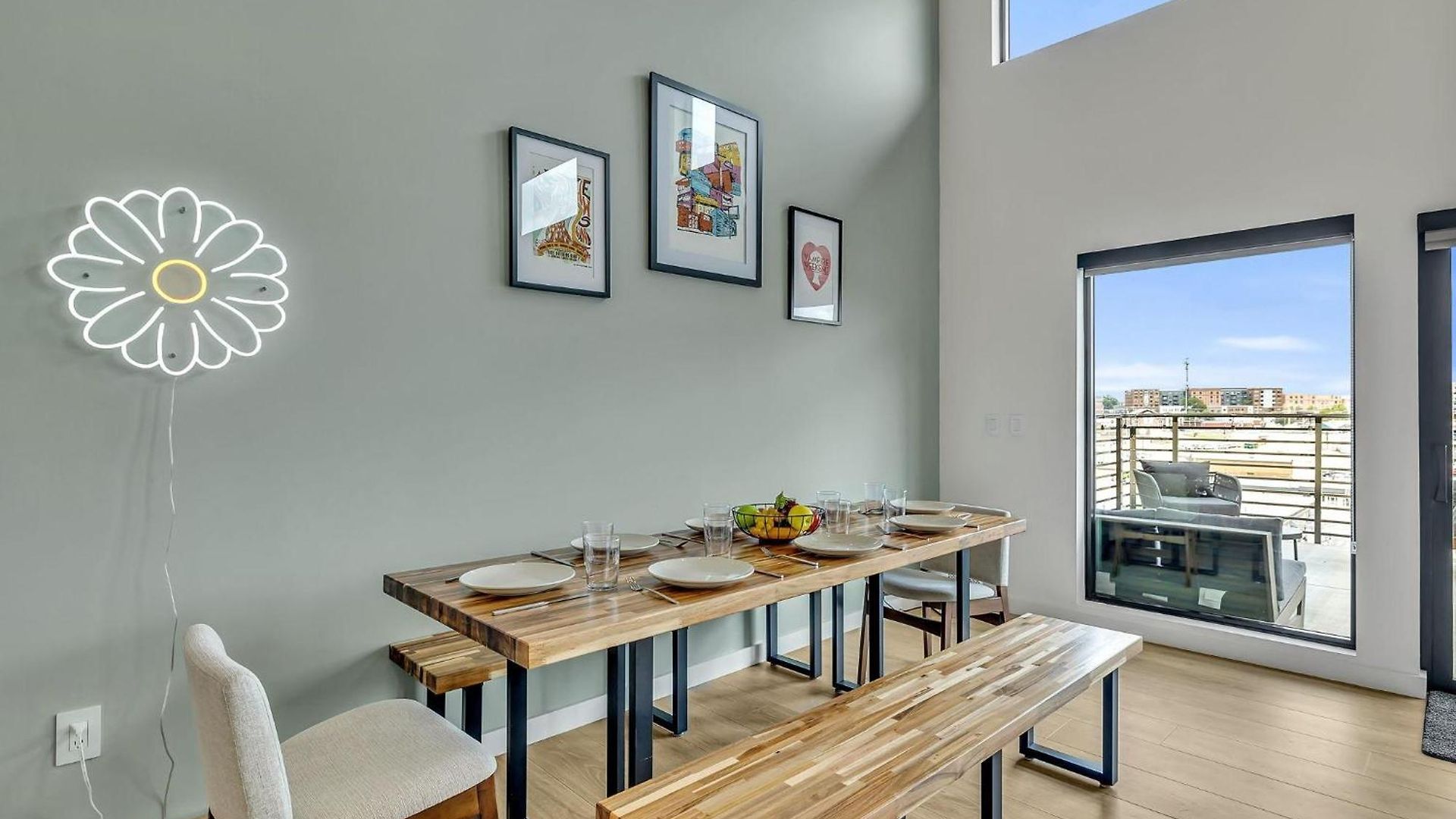 - 635 7th Ave S Unit 610