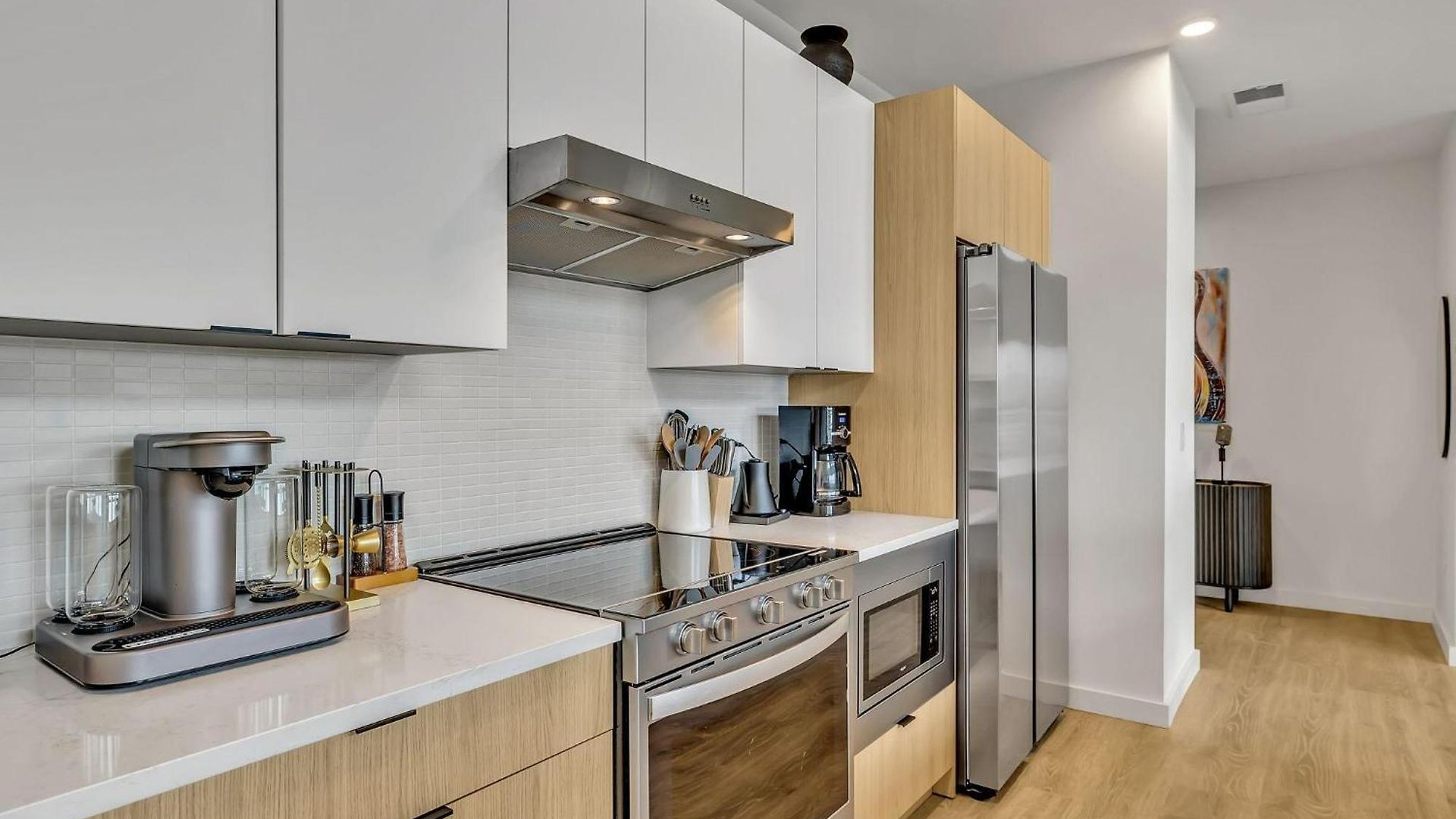 - 635 7th Ave S Unit 610