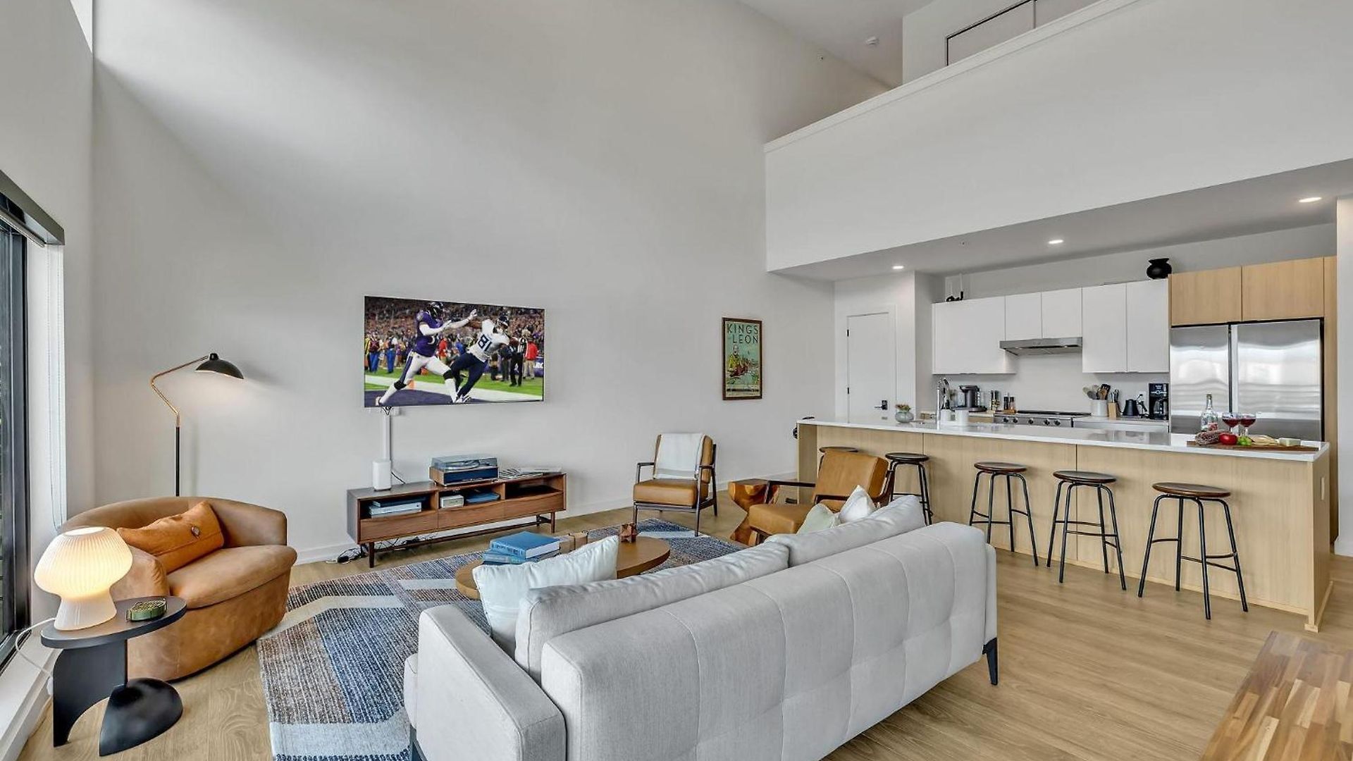 Holiday home - 635 7th Ave S Unit 610 *