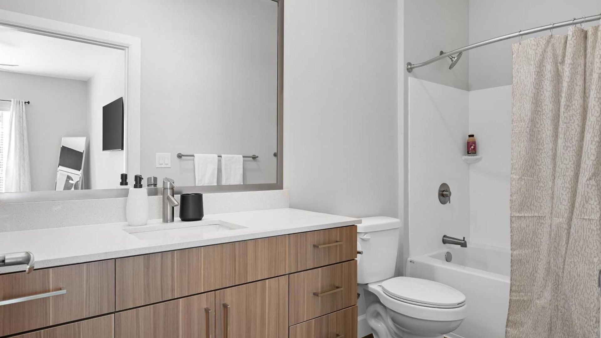 Apartment The Celebrity The Gulch *