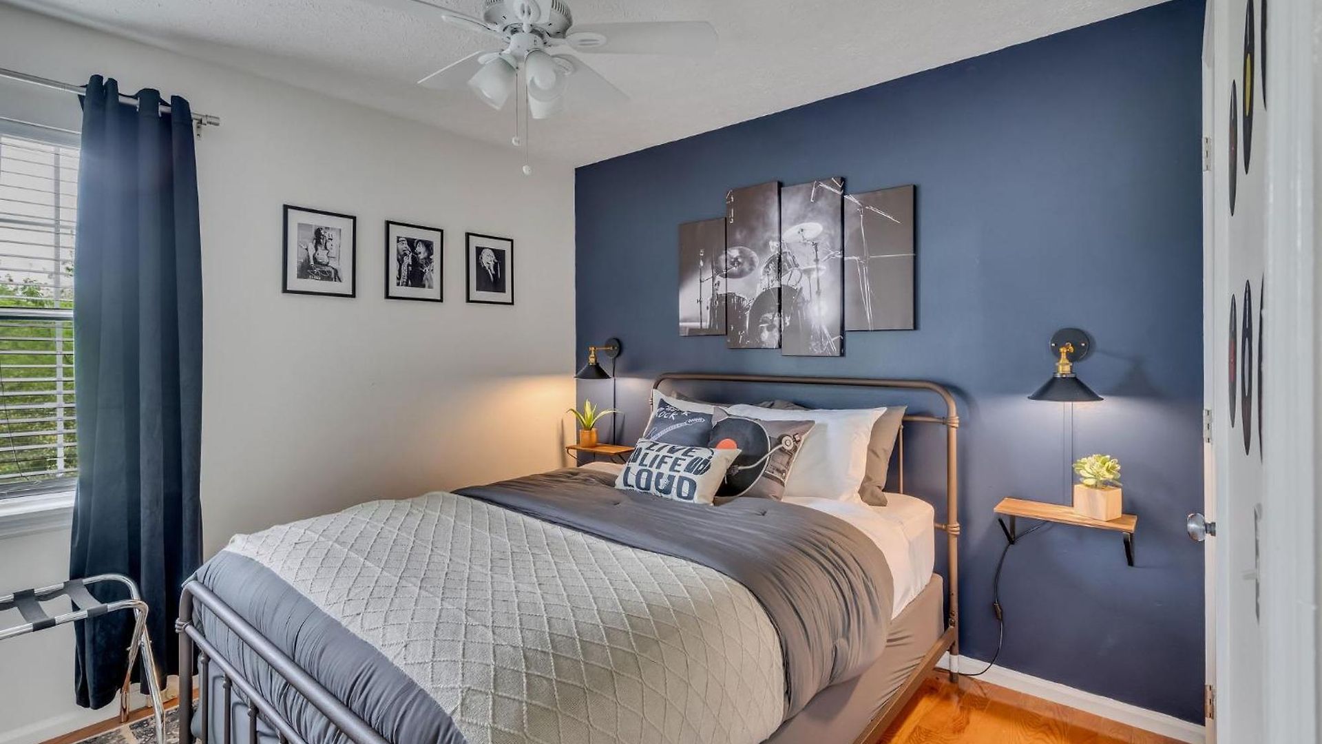 East Nash 12 Mins To Broadway Sleeps 6