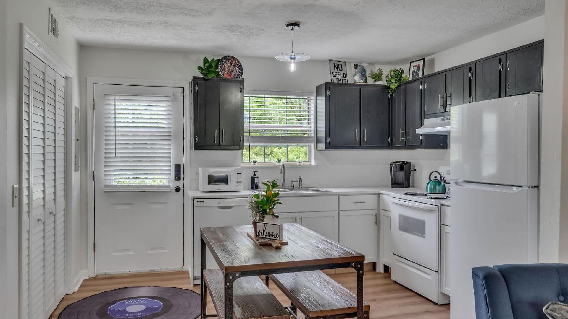 East Nash 12 Mins To Broadway Sleeps 6 * Nashville