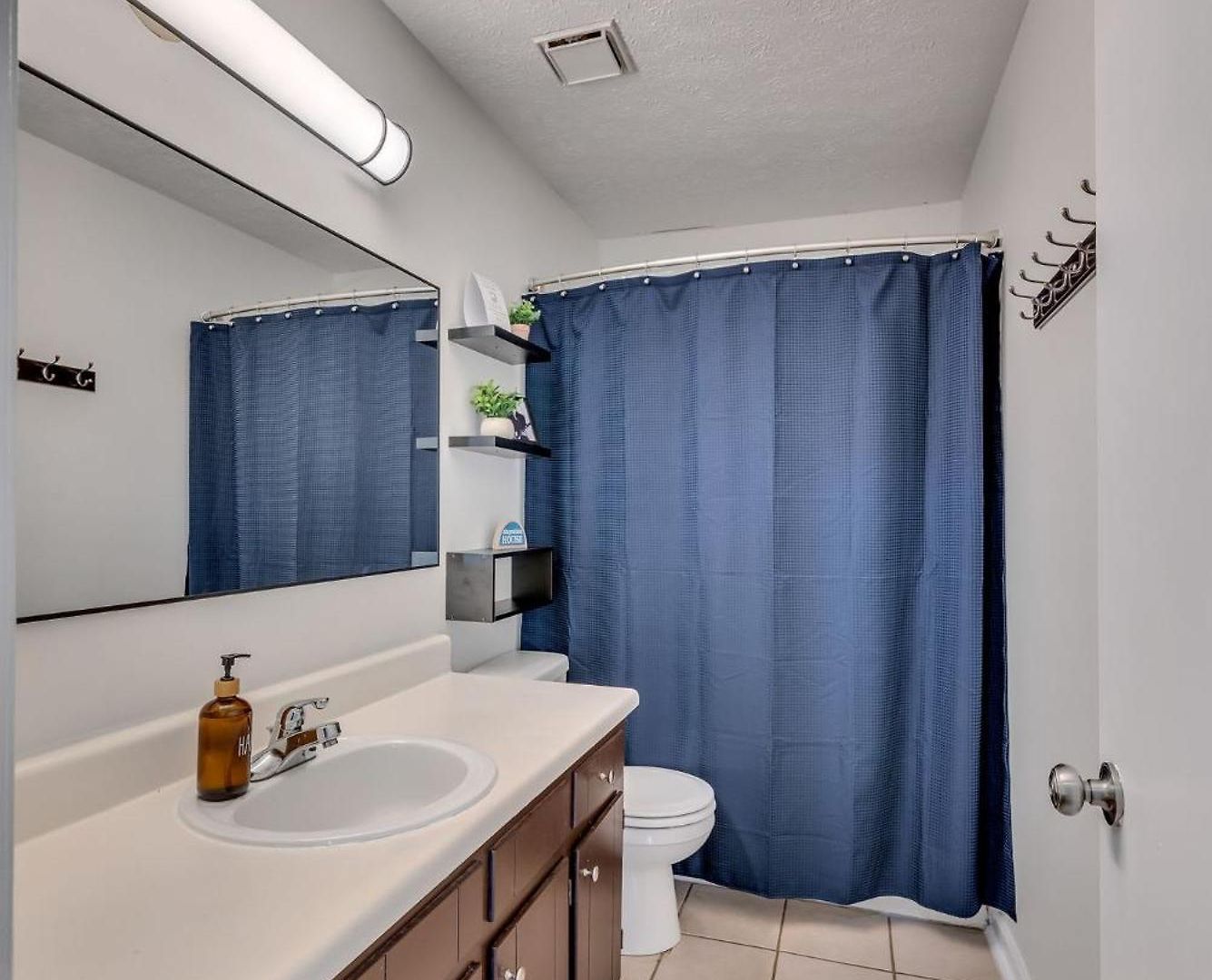 East Nash 12 Mins To Broadway Sleeps 6 Villa *