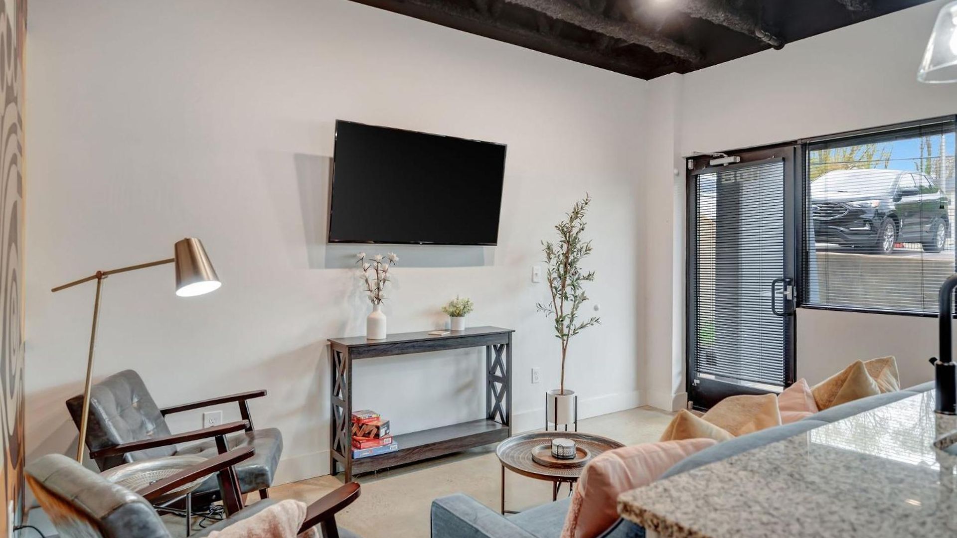New With 2 Beds 7 Mins To Dt Apartment Nashville