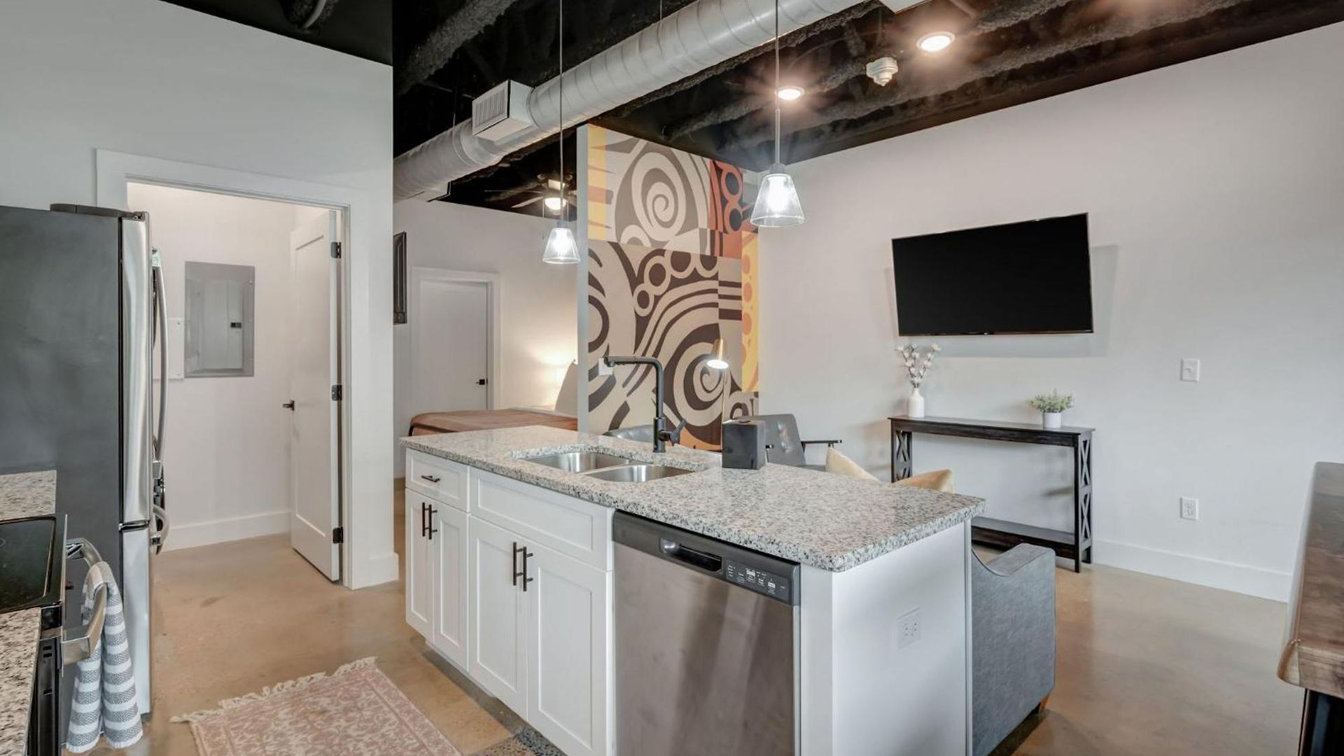 New With 2 Beds 7 Mins To Dt Nashville