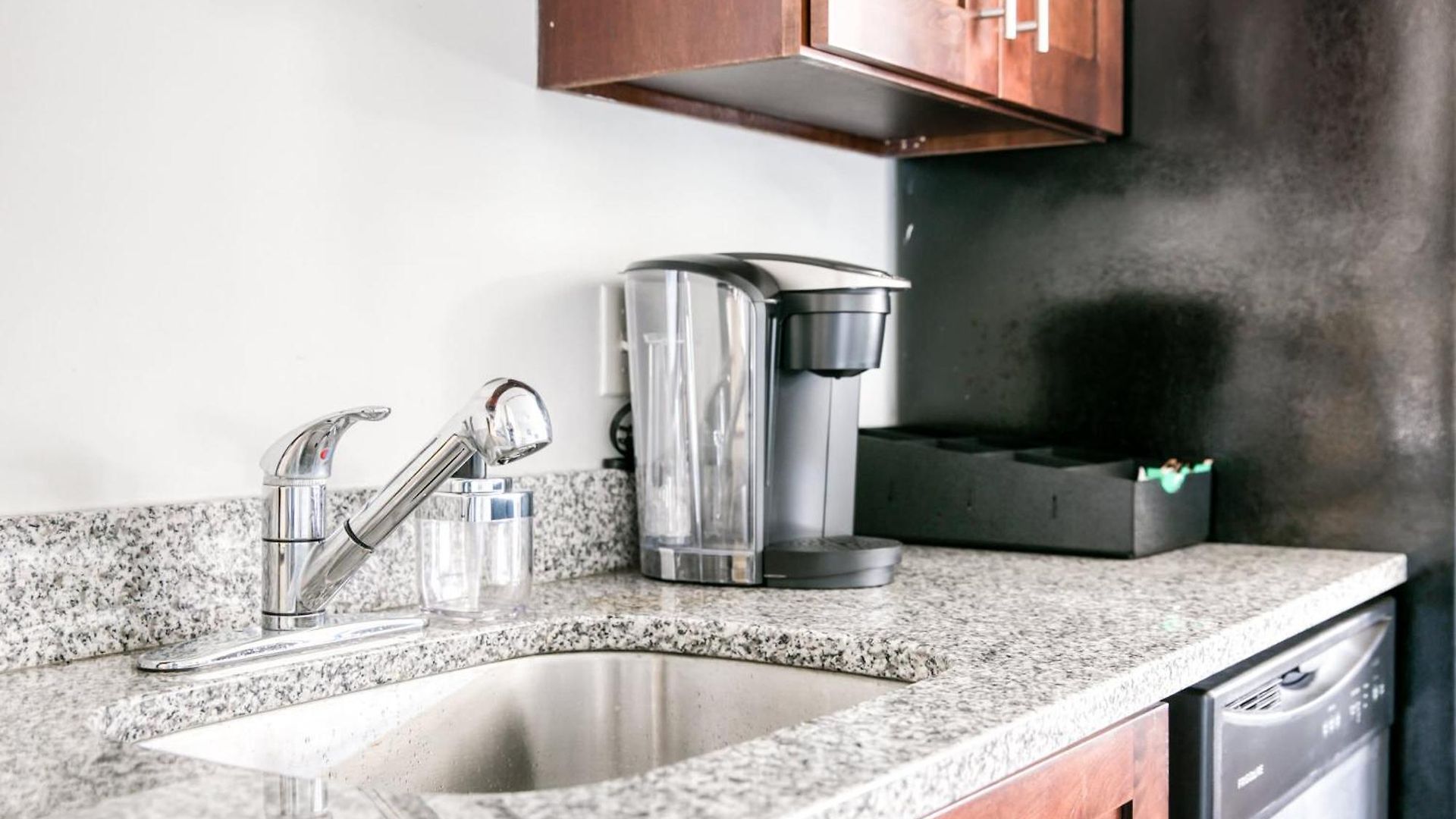 Apartment Cozysuites Music Row Modern 1br In Nashville! 02 Nashville