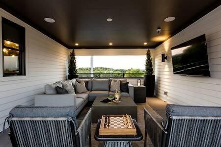 Modern Luxury Hot Tub Mini Golf Elevator Views *