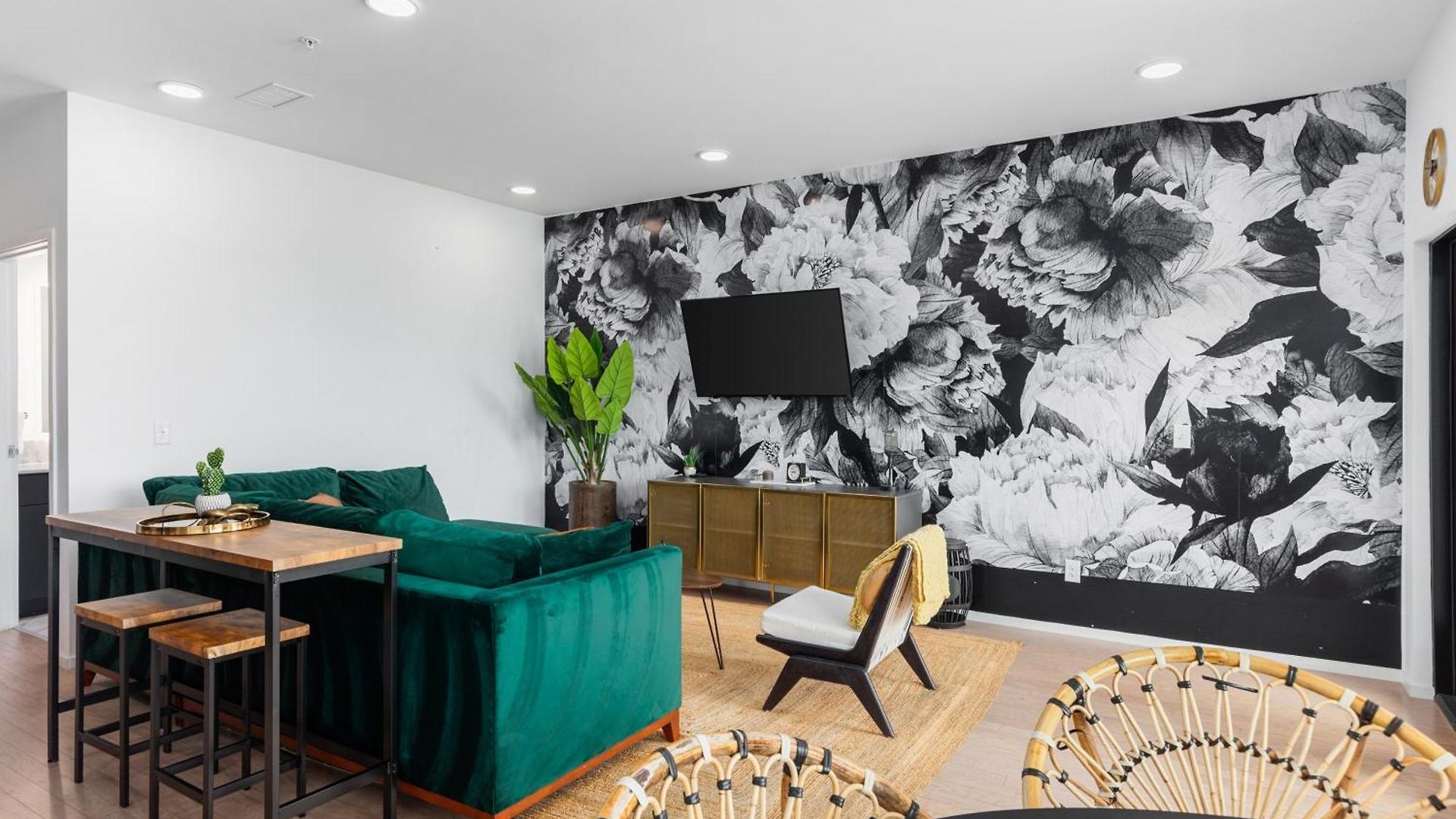 River View High-end With Private Patio And Free Parking Holiday home