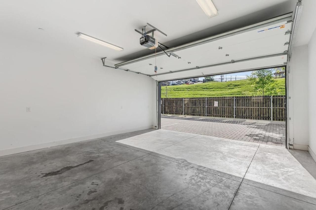 Holiday home Walk To Belmont, 12 South With Private Patio And Garage
