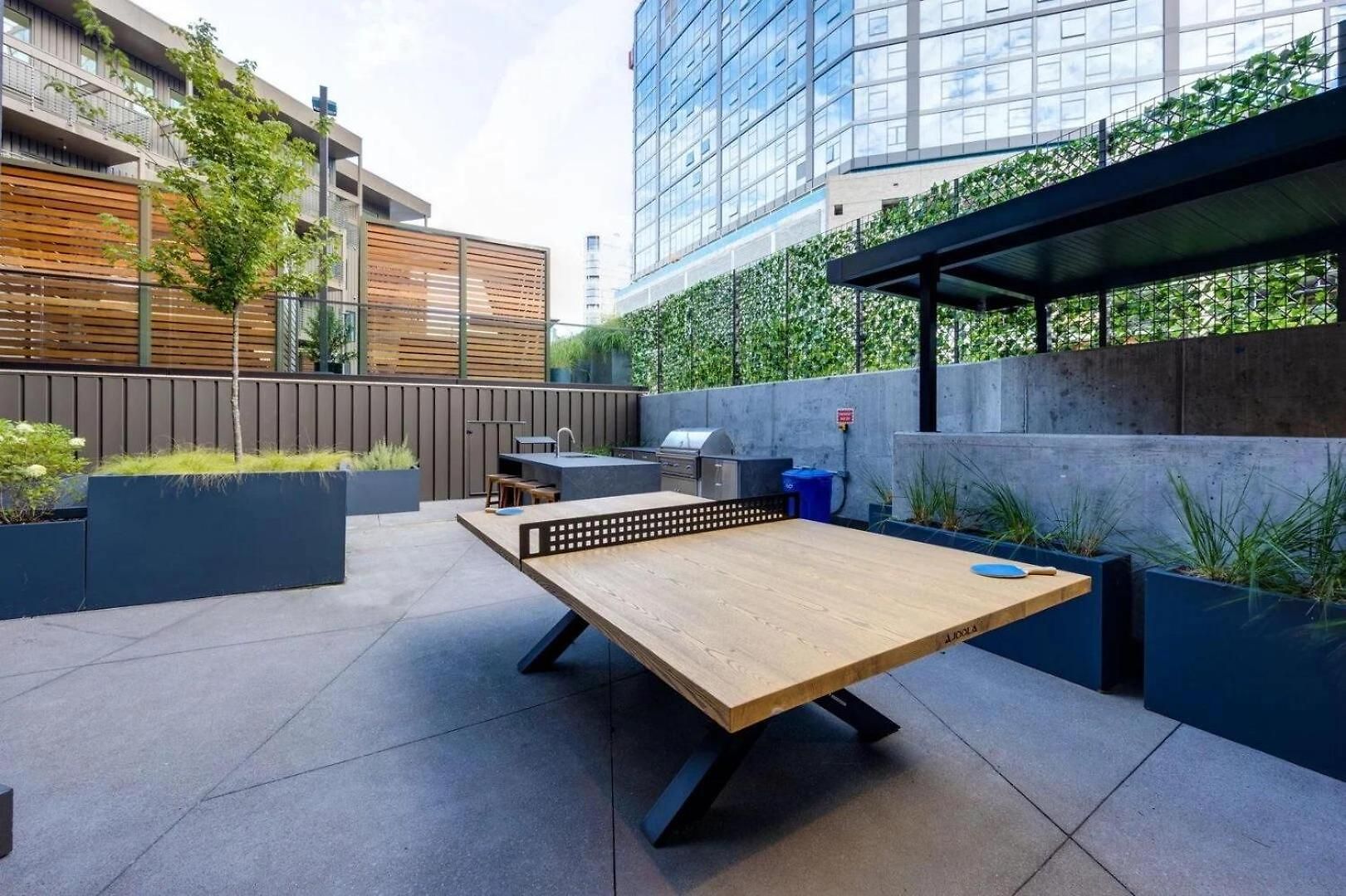- 635 7th Ave S Unit 608 * Nashville