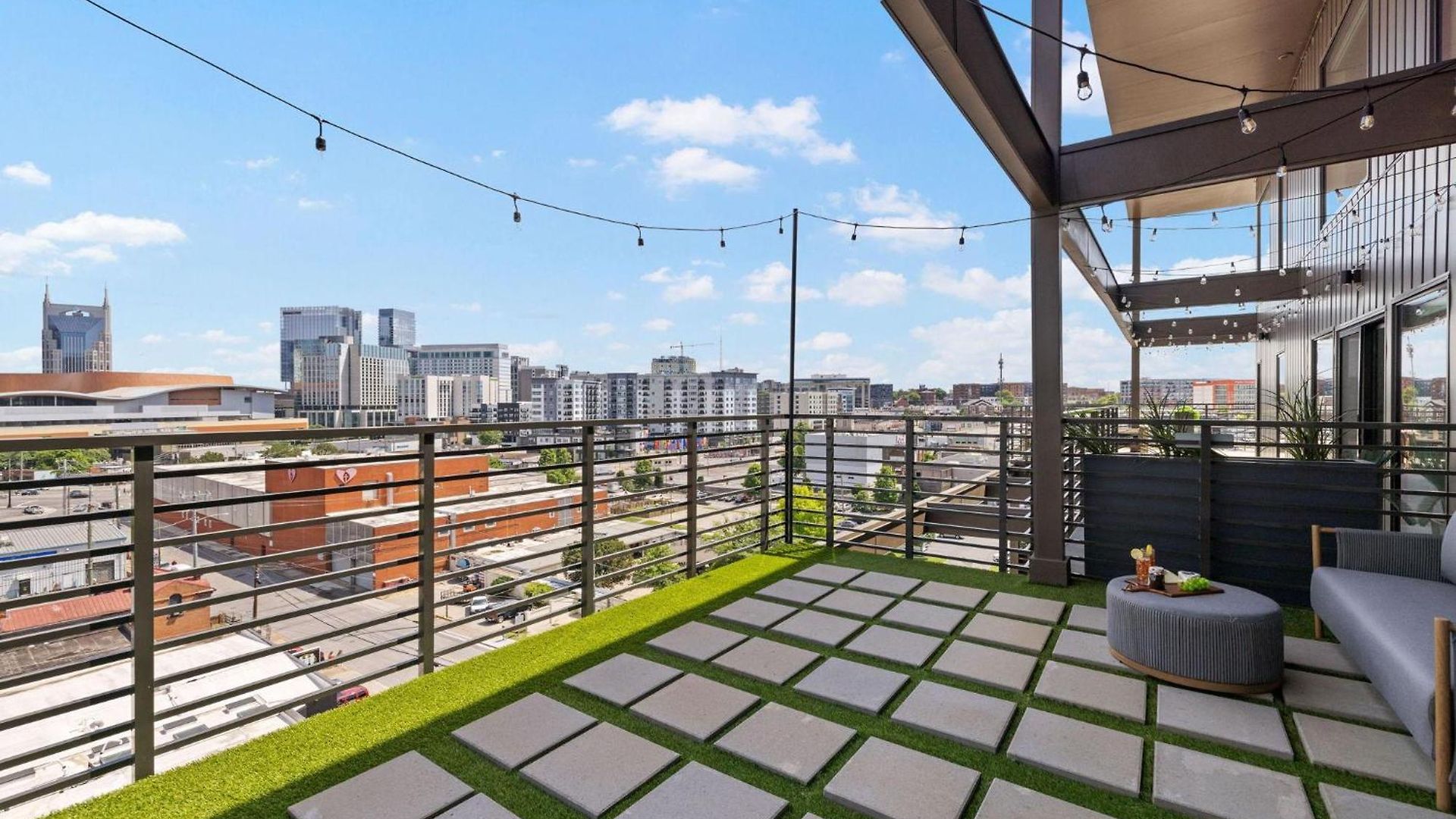 Holiday home - 635 7th Ave S Unit 608 *