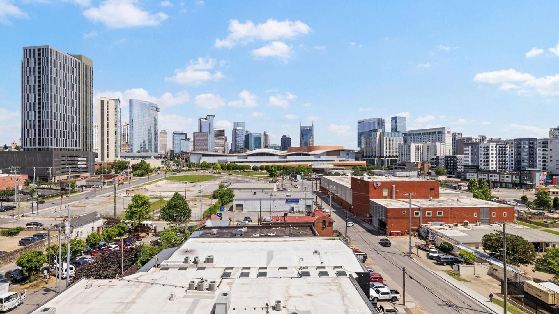- 635 7th Ave S Unit 608 *