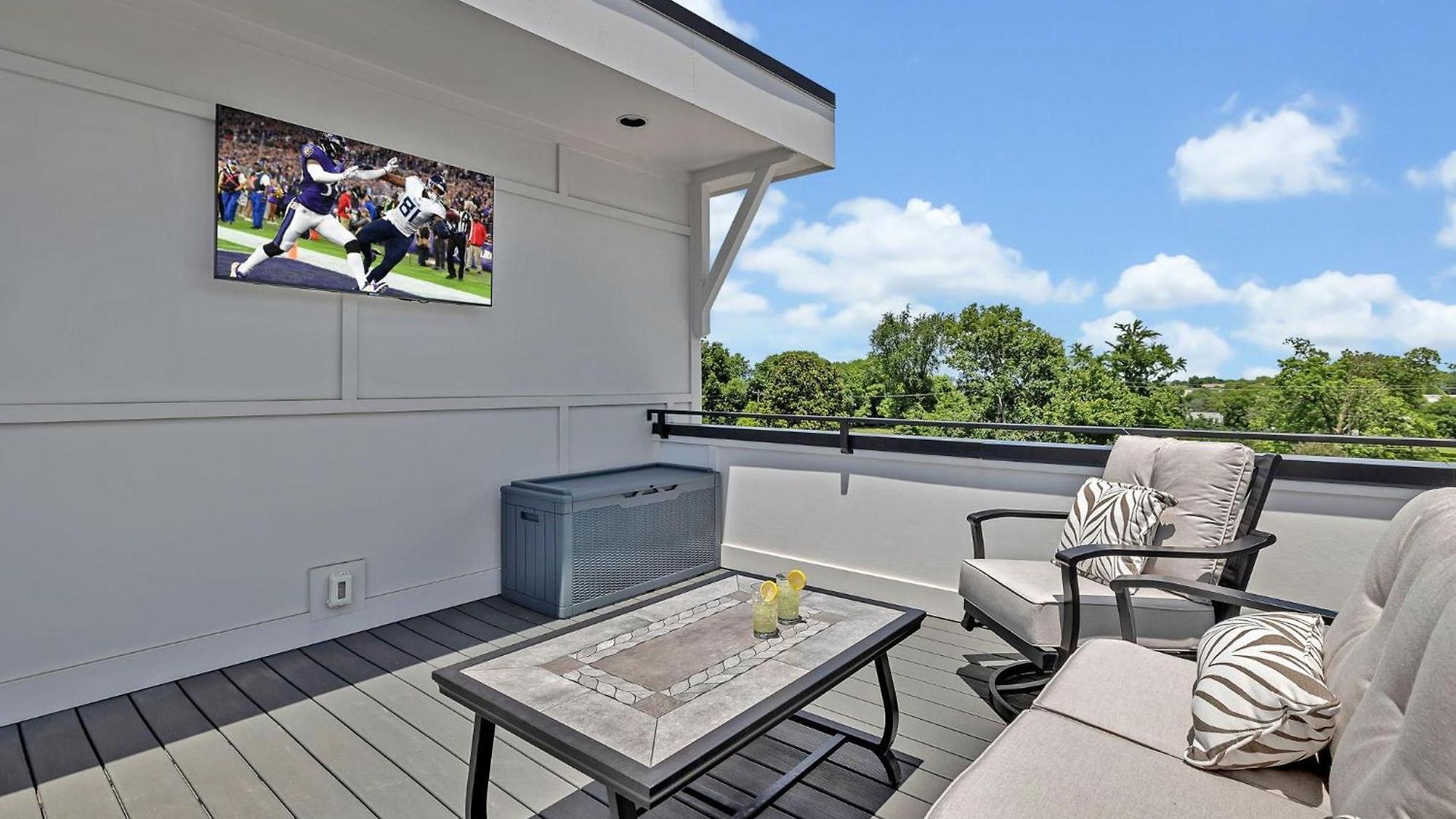 Double Treble - 2 Townhomes - Private Rooftops *