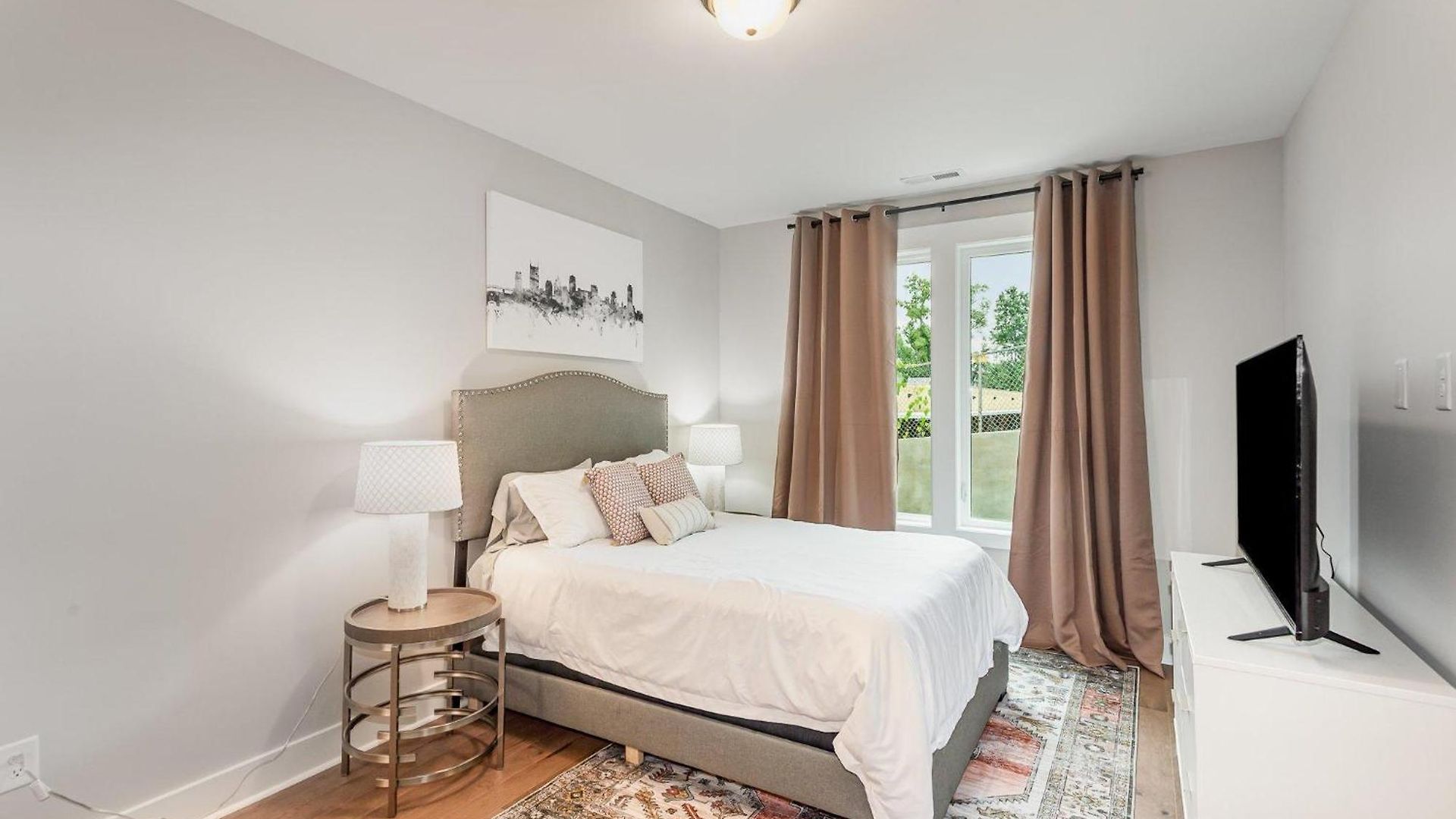 Gns Essentials - - 223 Oceola Ave #13 * Nashville