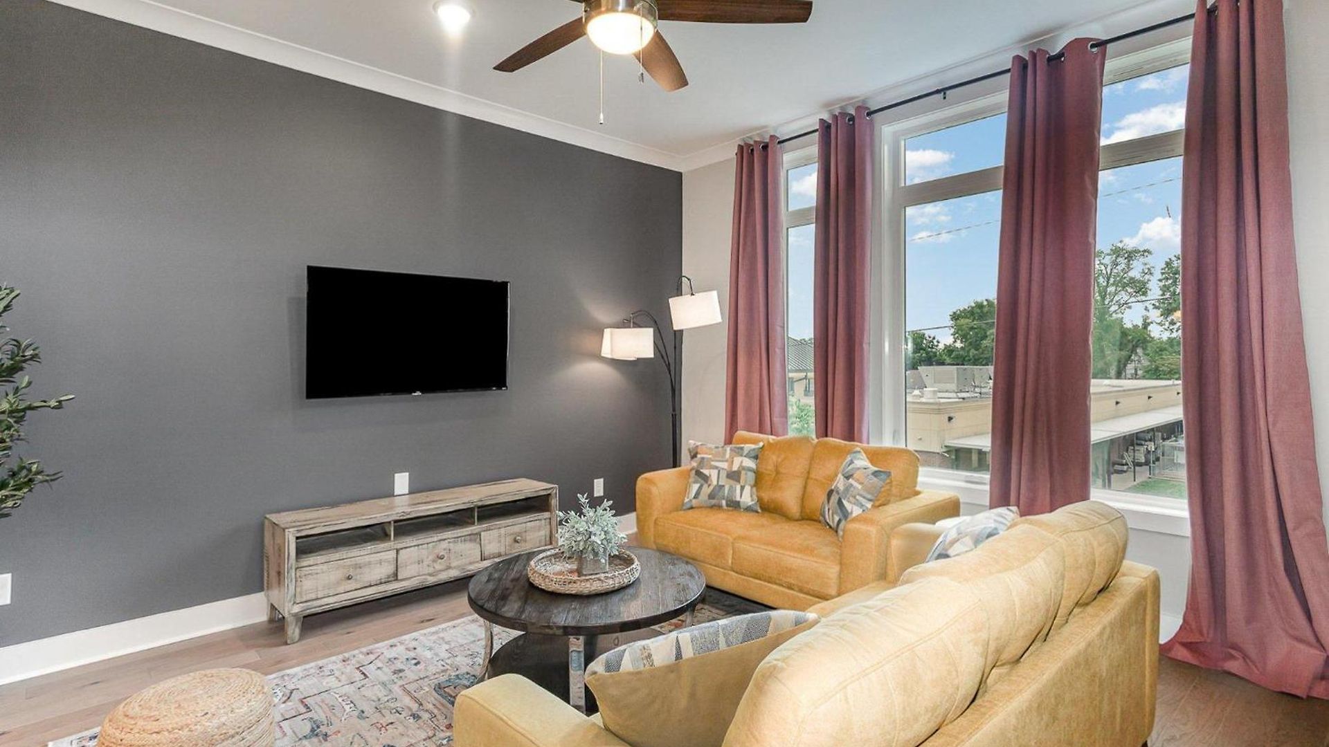 Gns Essentials - - 223 Oceola Ave #13 *